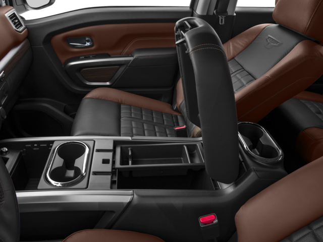 2017 Nissan Titan SV