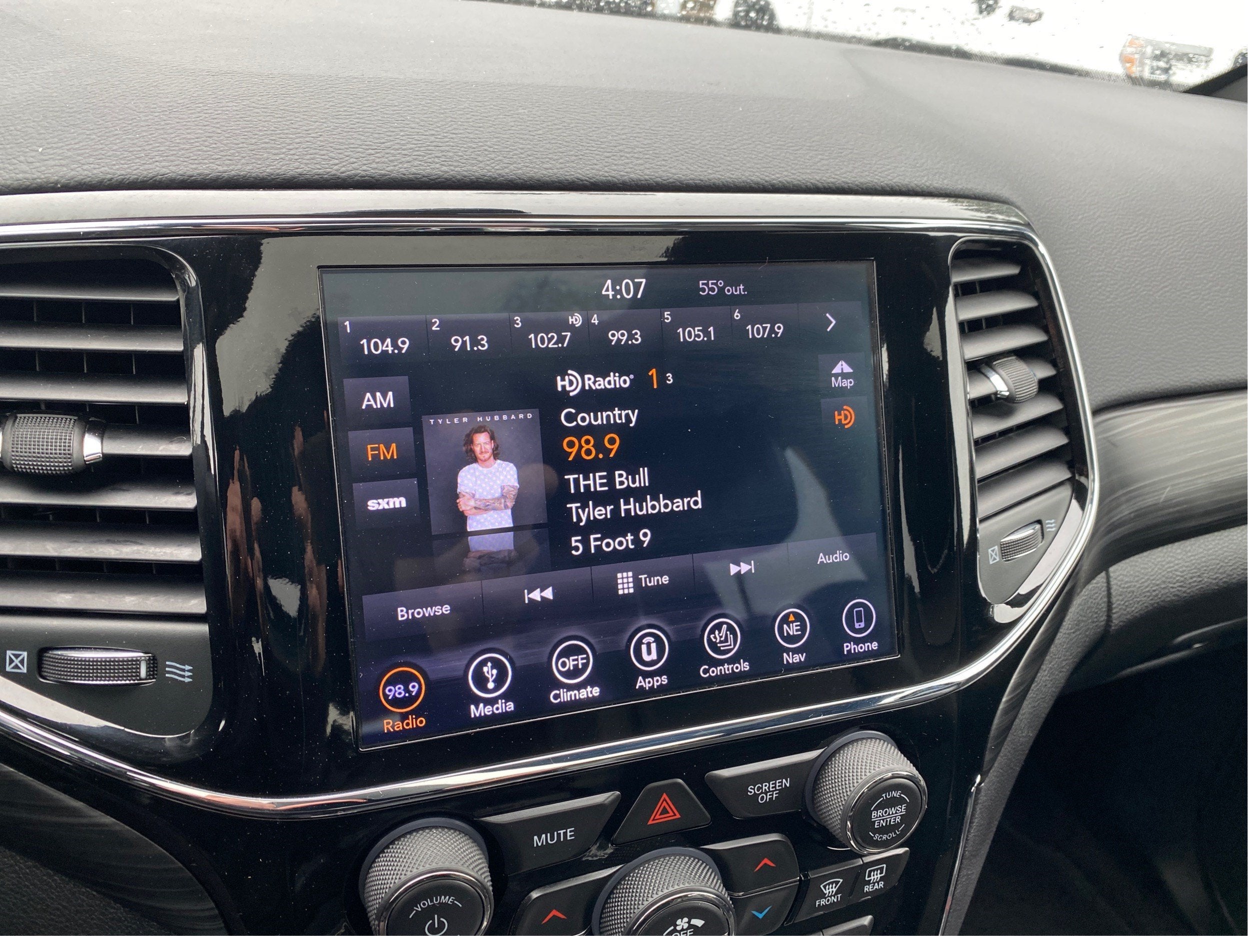 2019 Jeep Grand Cherokee Laredo