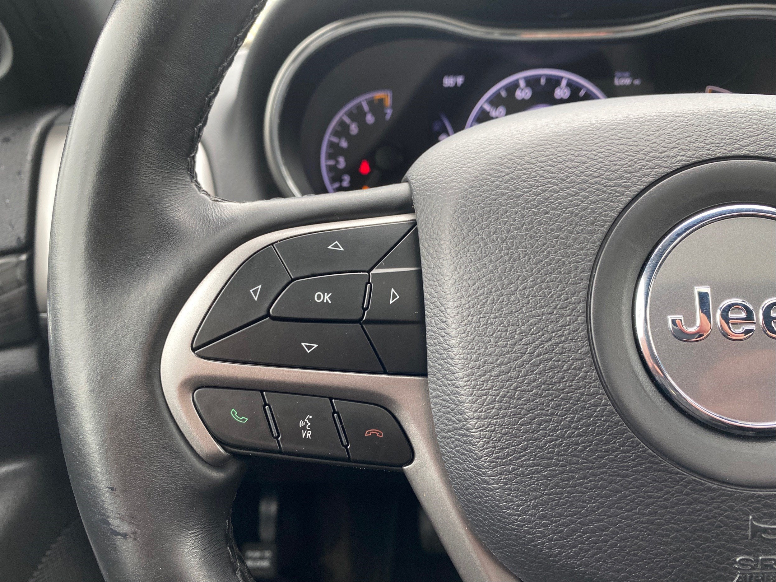 2019 Jeep Grand Cherokee Laredo