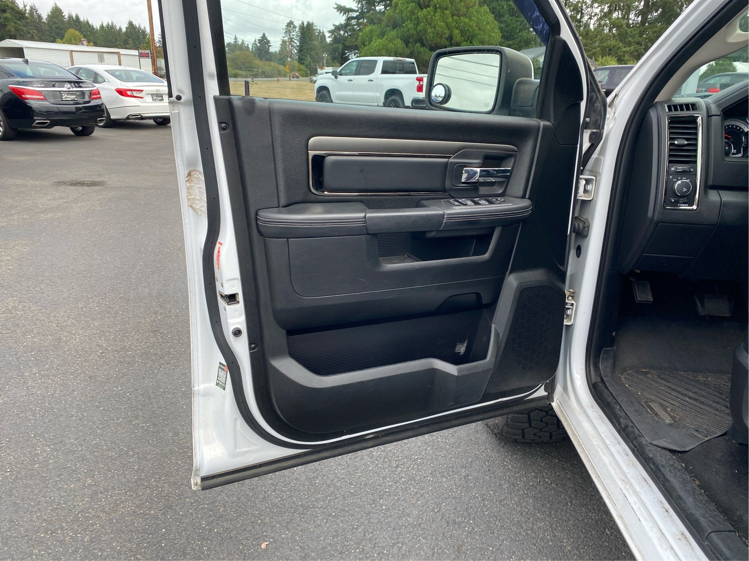 2014 RAM 1500 Sport