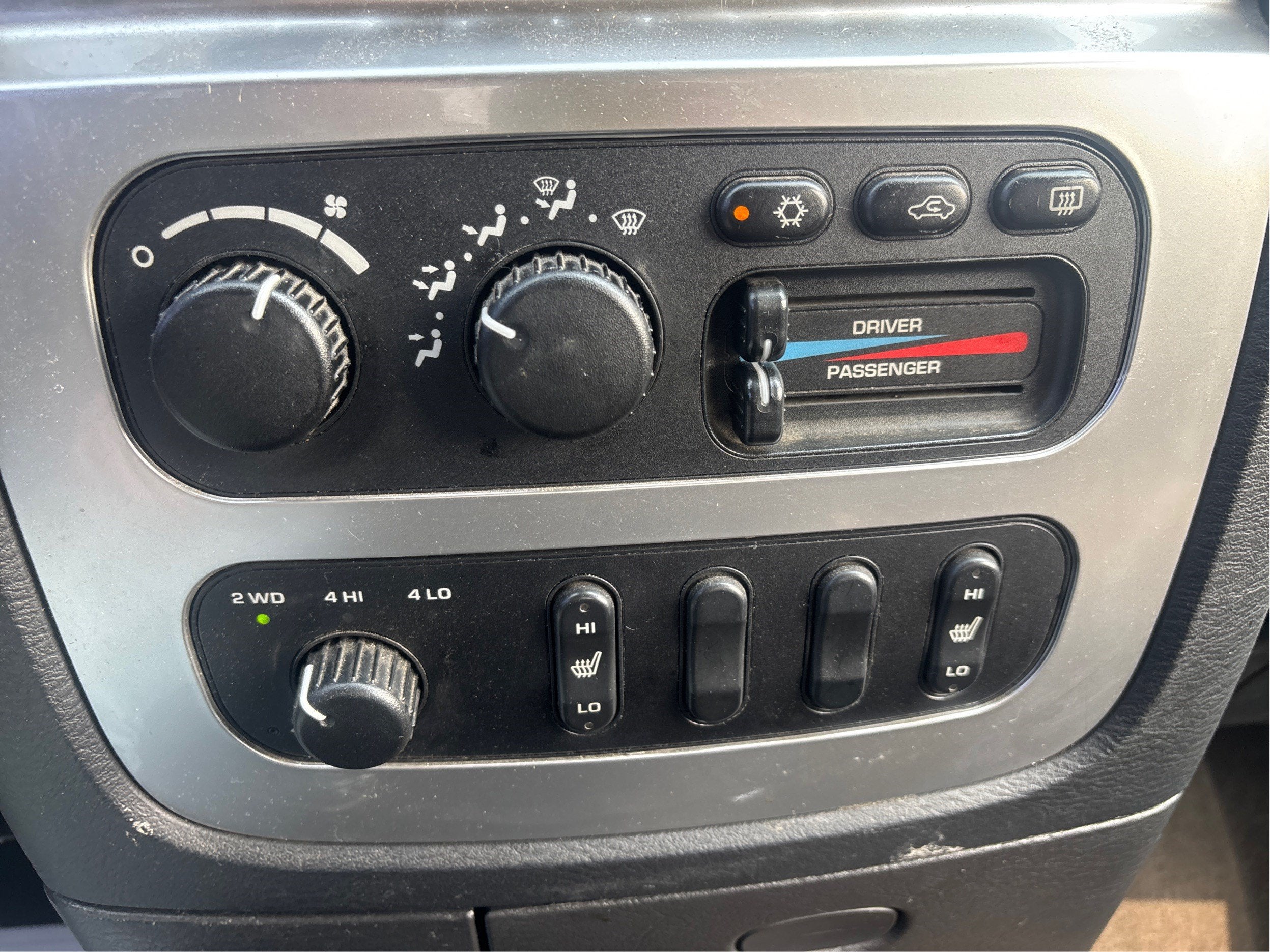 2005 Dodge Ram 1500 SLT