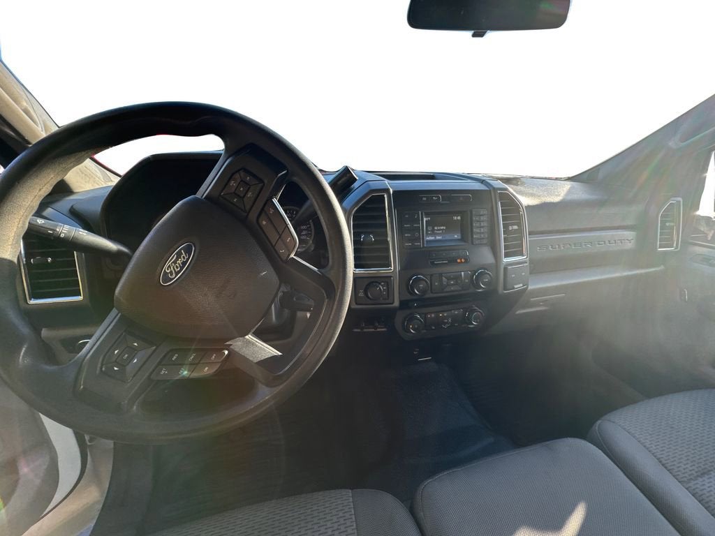 2018 Ford Super Duty F-350 SRW XL