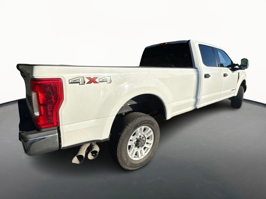 2018 Ford Super Duty F-350 SRW XL