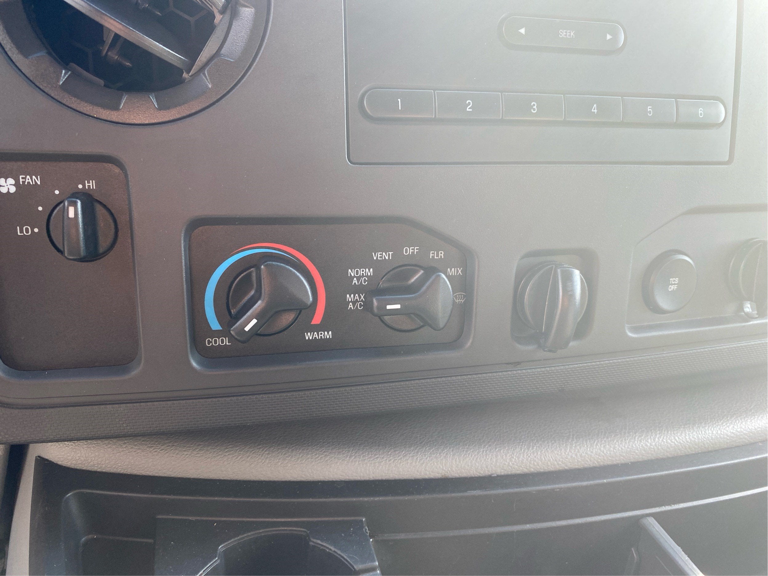 2014 Ford E-250 Commercial