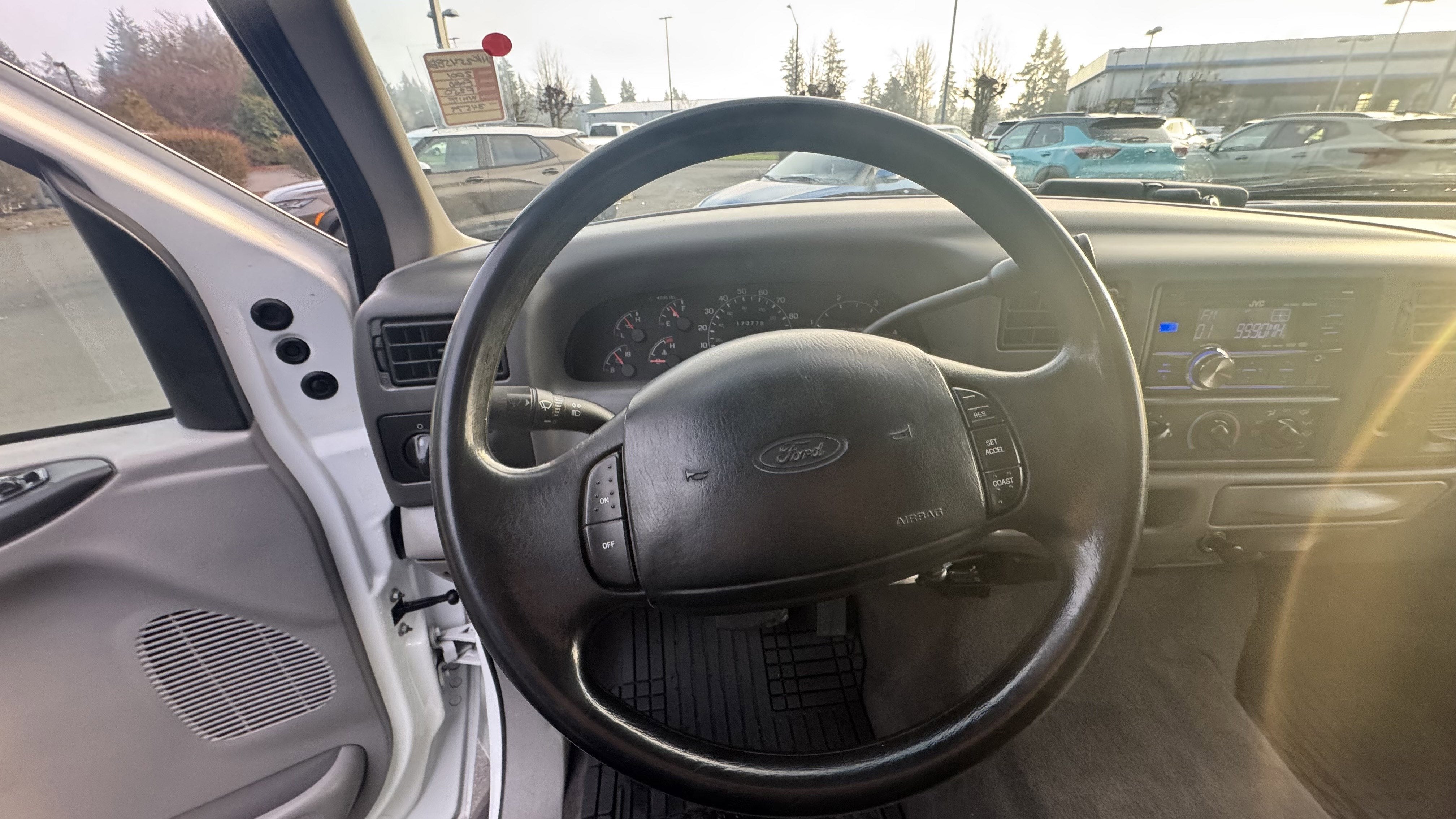 2001 Ford Super Duty F-250 XL