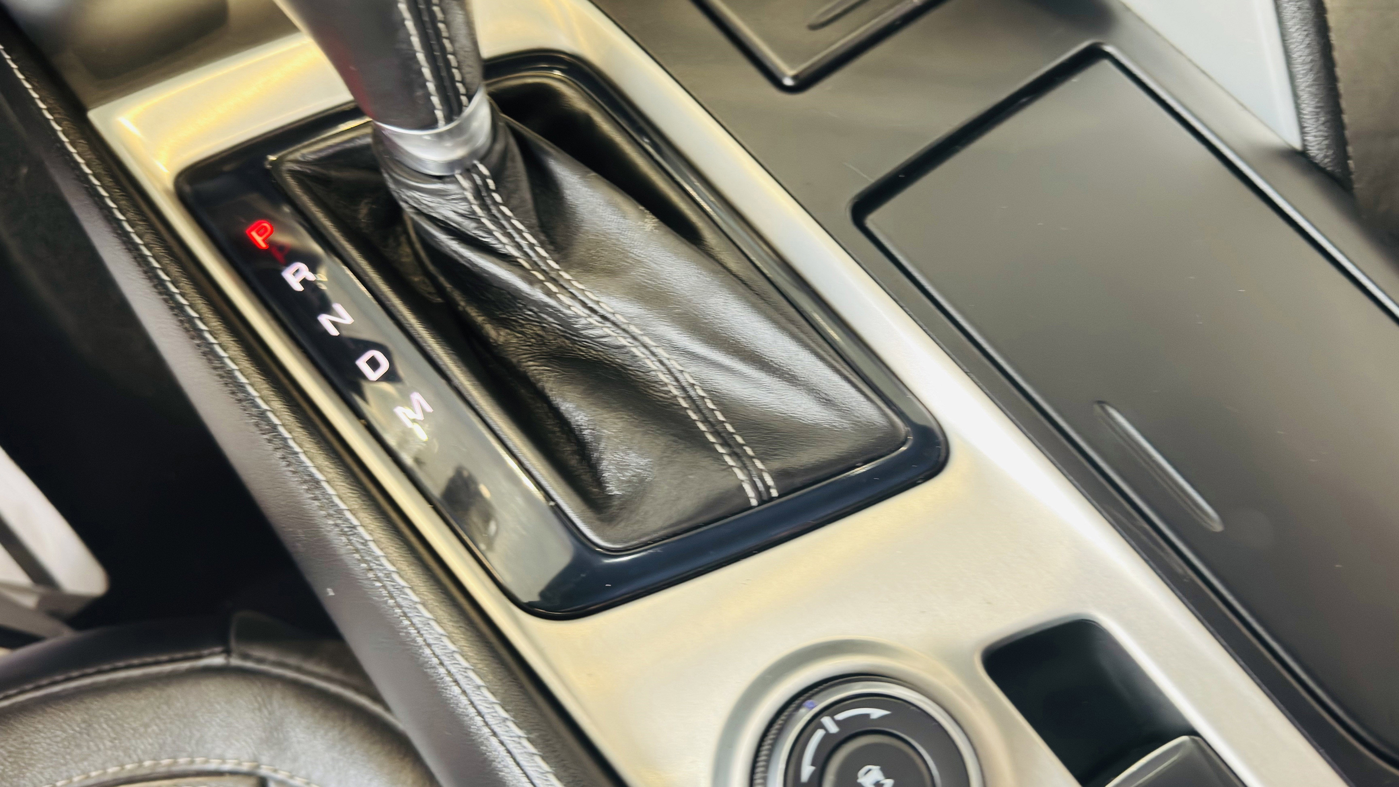 2015 Chevrolet Corvette Stingray Z51 2LT