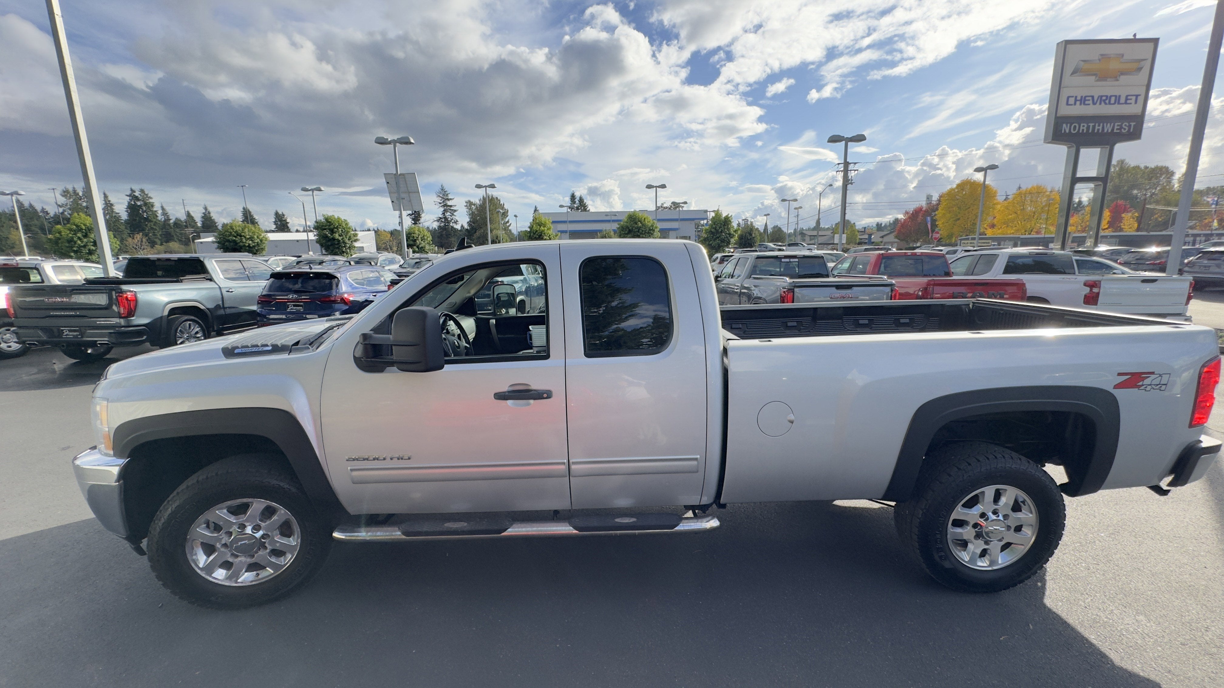 2011 Chevrolet Silverado 3500 HD DRW LT
