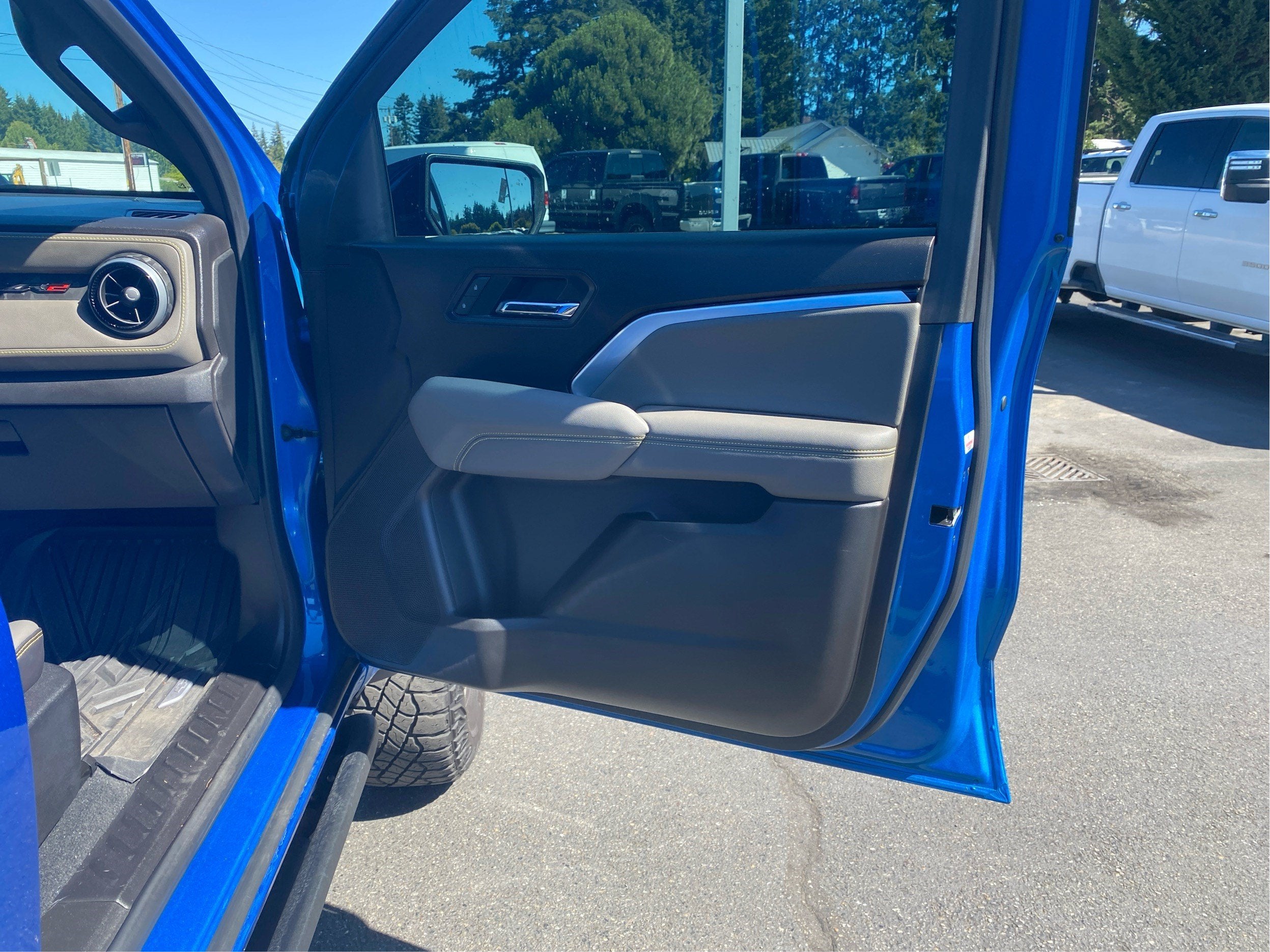 2023 Chevrolet Colorado 4WD ZR2