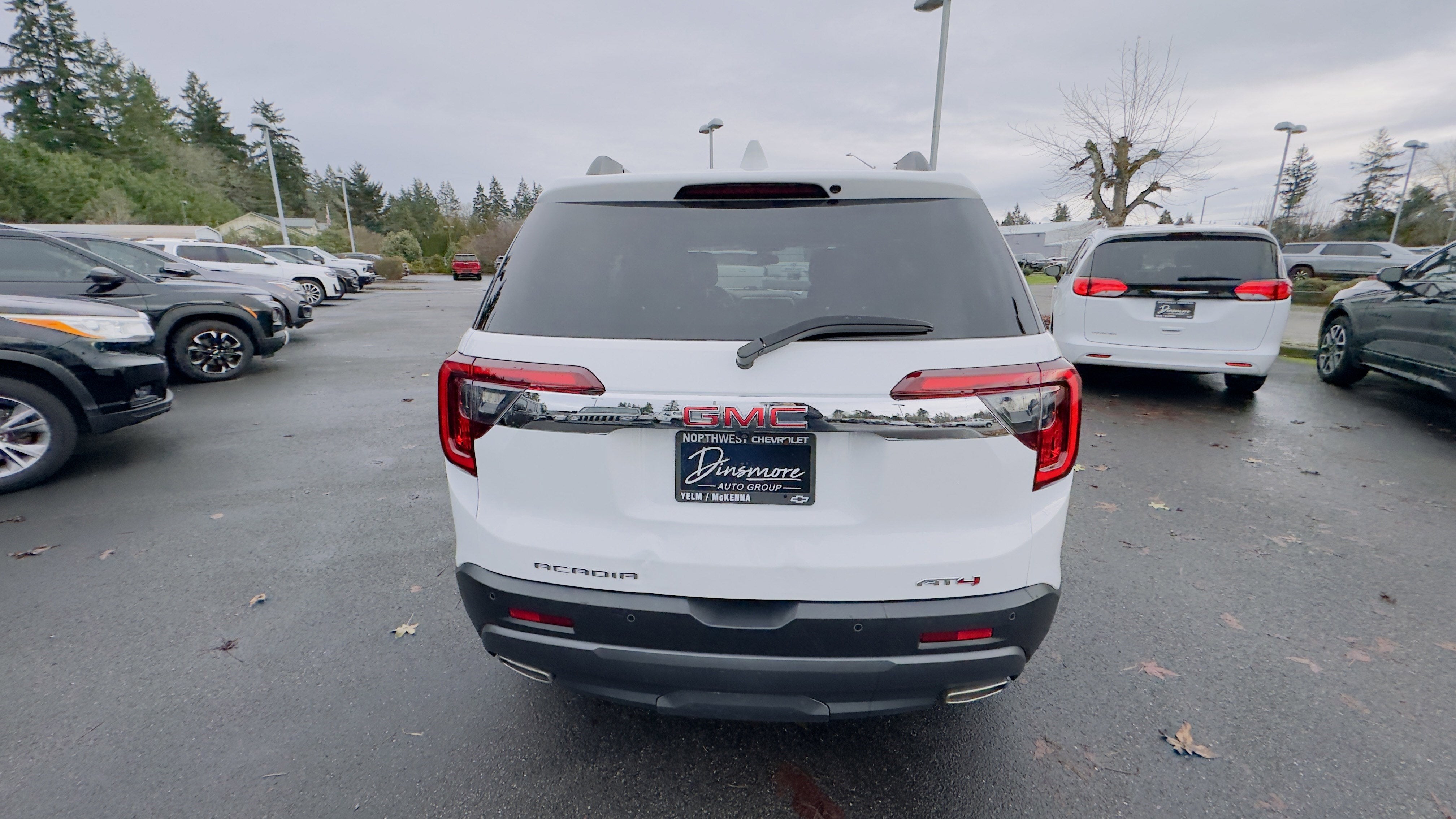 2021 GMC Acadia AT4