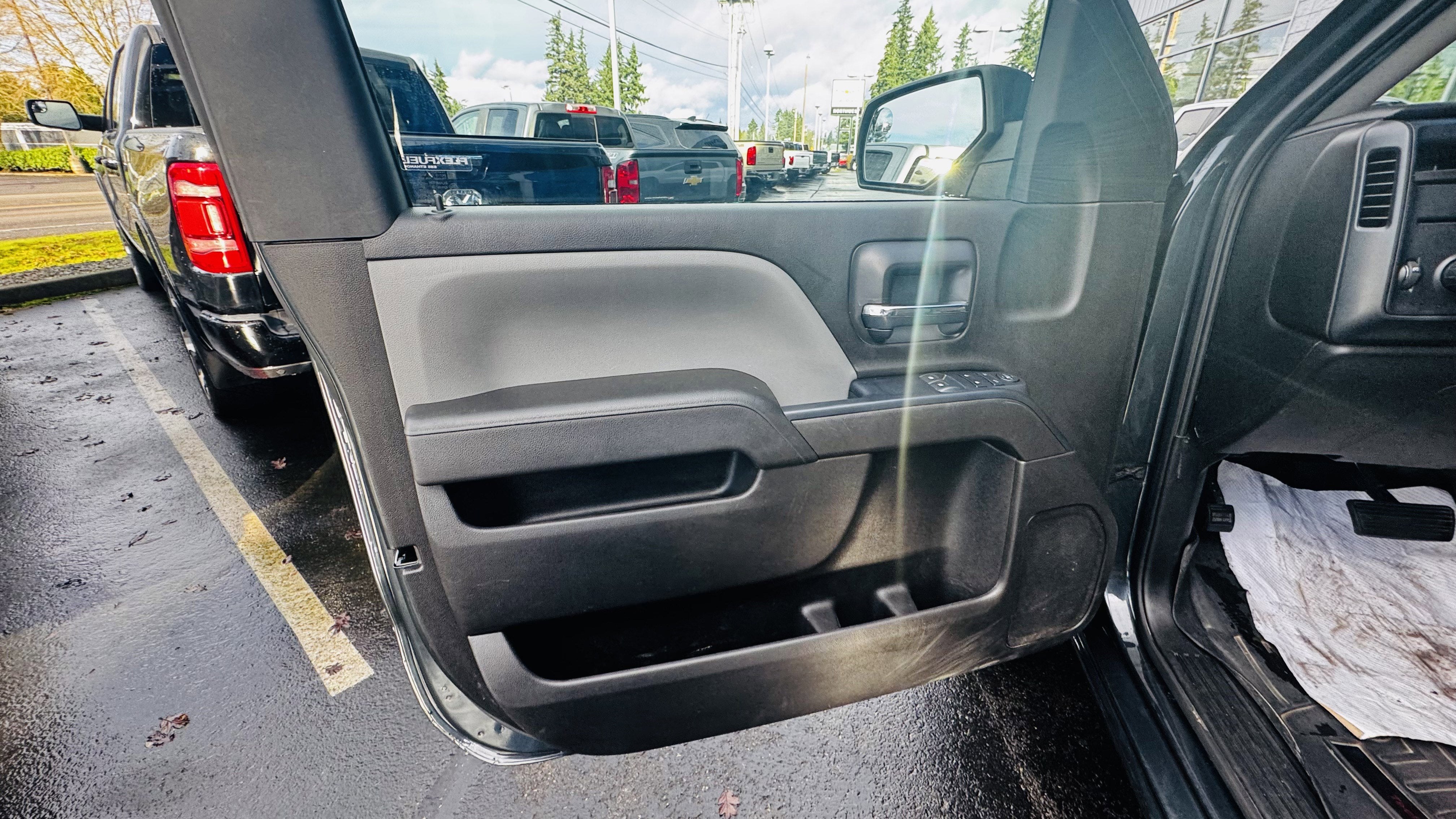 2017 GMC Sierra 1500 REG CAB 2WD 133.0