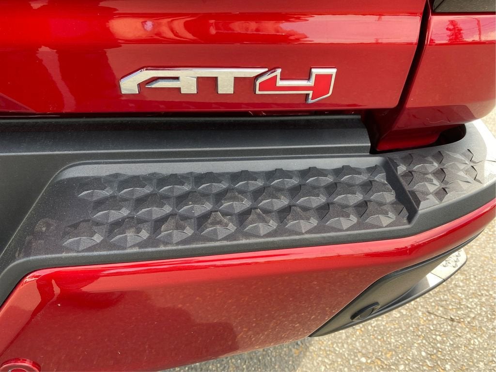 2023 GMC Canyon AT4