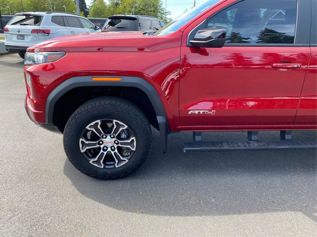 2023 GMC Canyon AT4