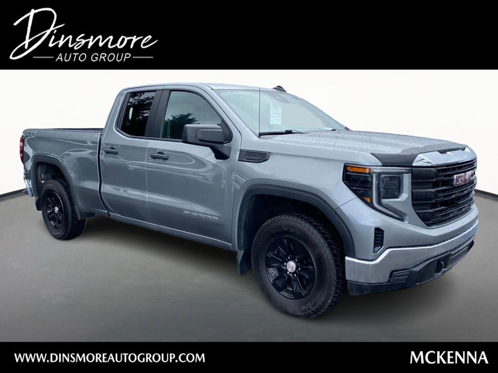 2023 GMC Sierra Pro 4WD Double Cab Standard Box's photo