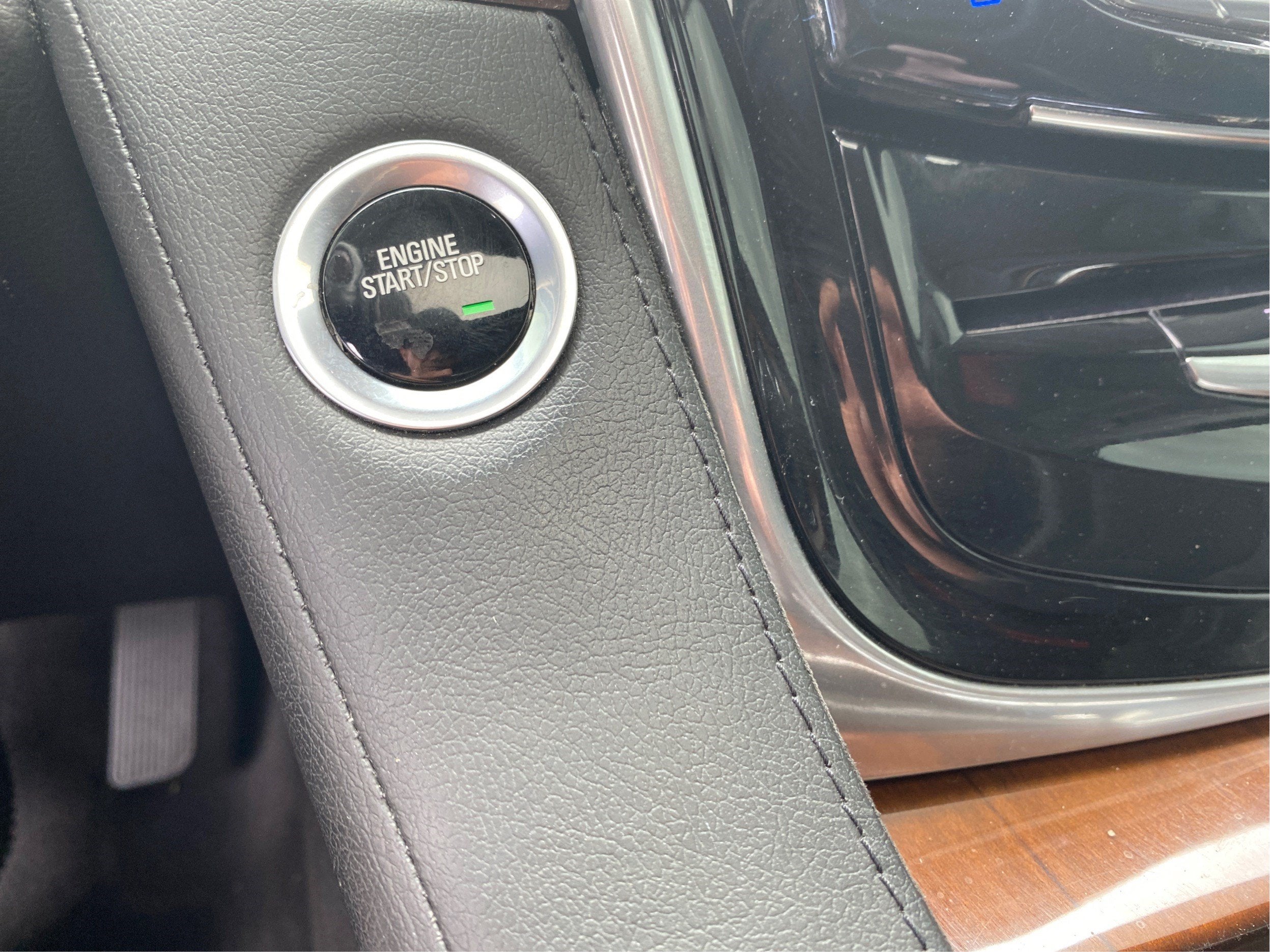 2020 Cadillac Escalade ESV Premium Luxury