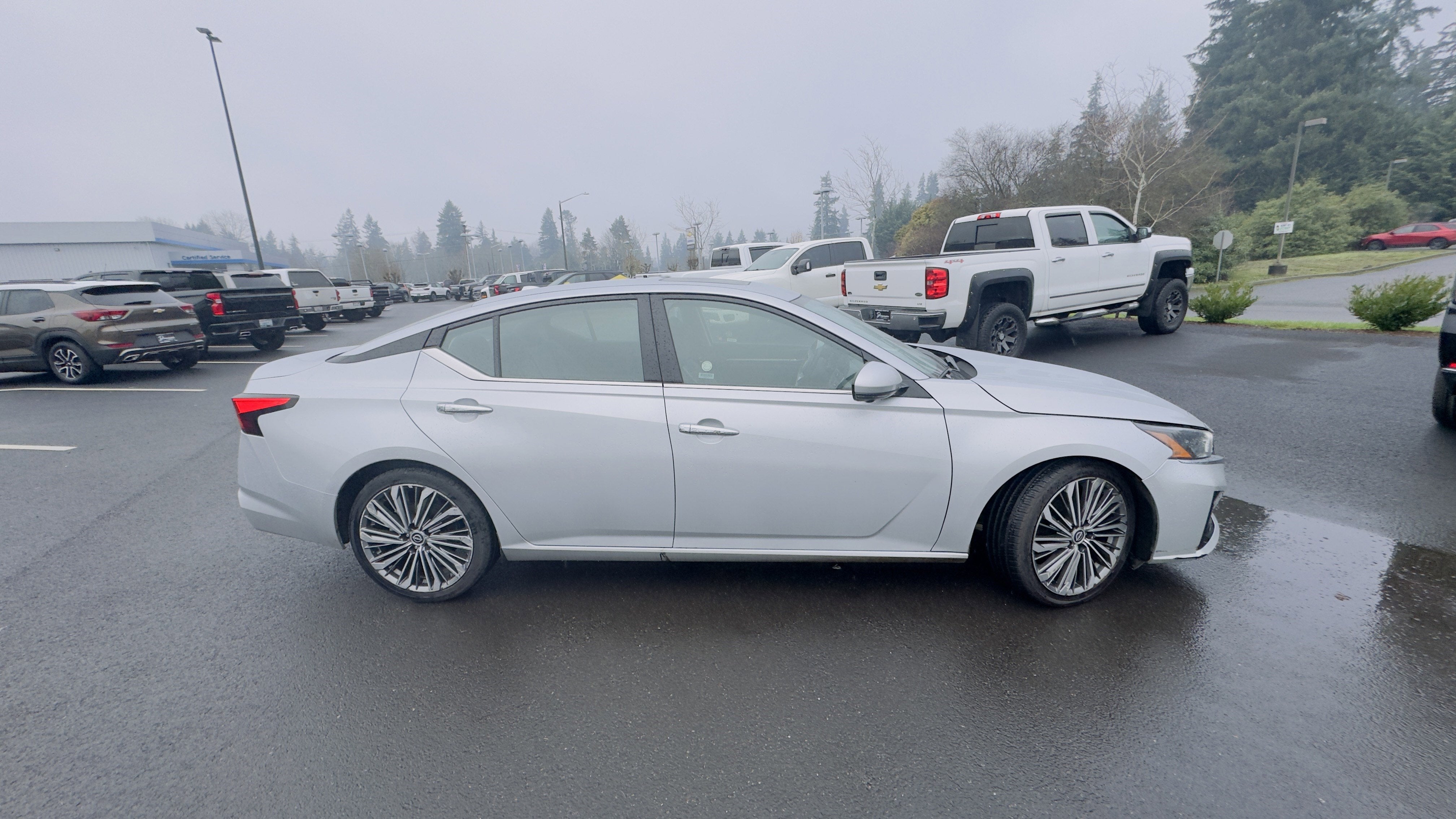 2023 Nissan Altima 2.5 SL