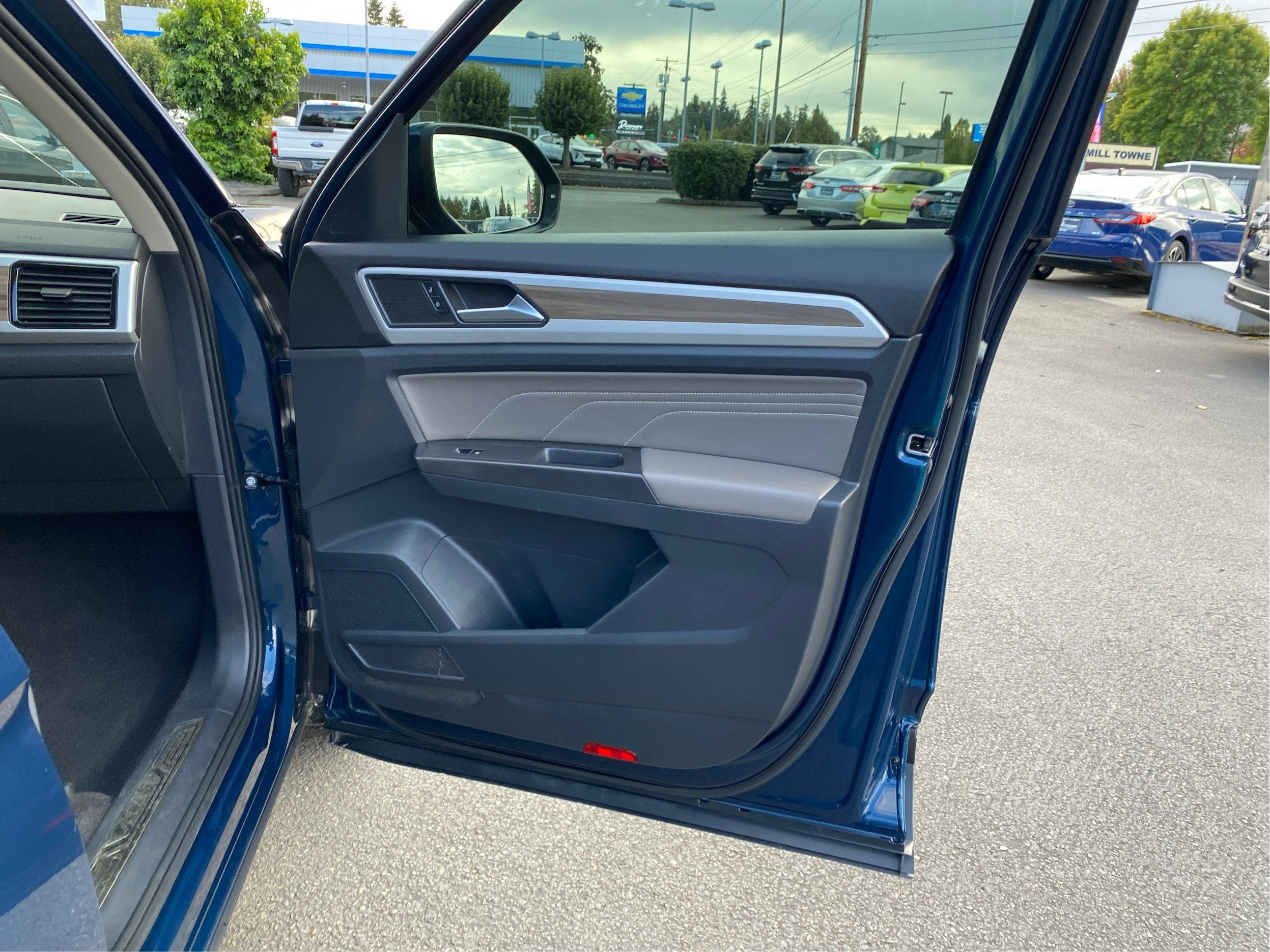 2022 Volkswagen Atlas 2.0T SEL