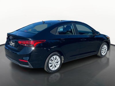 2022 Hyundai Accent SE