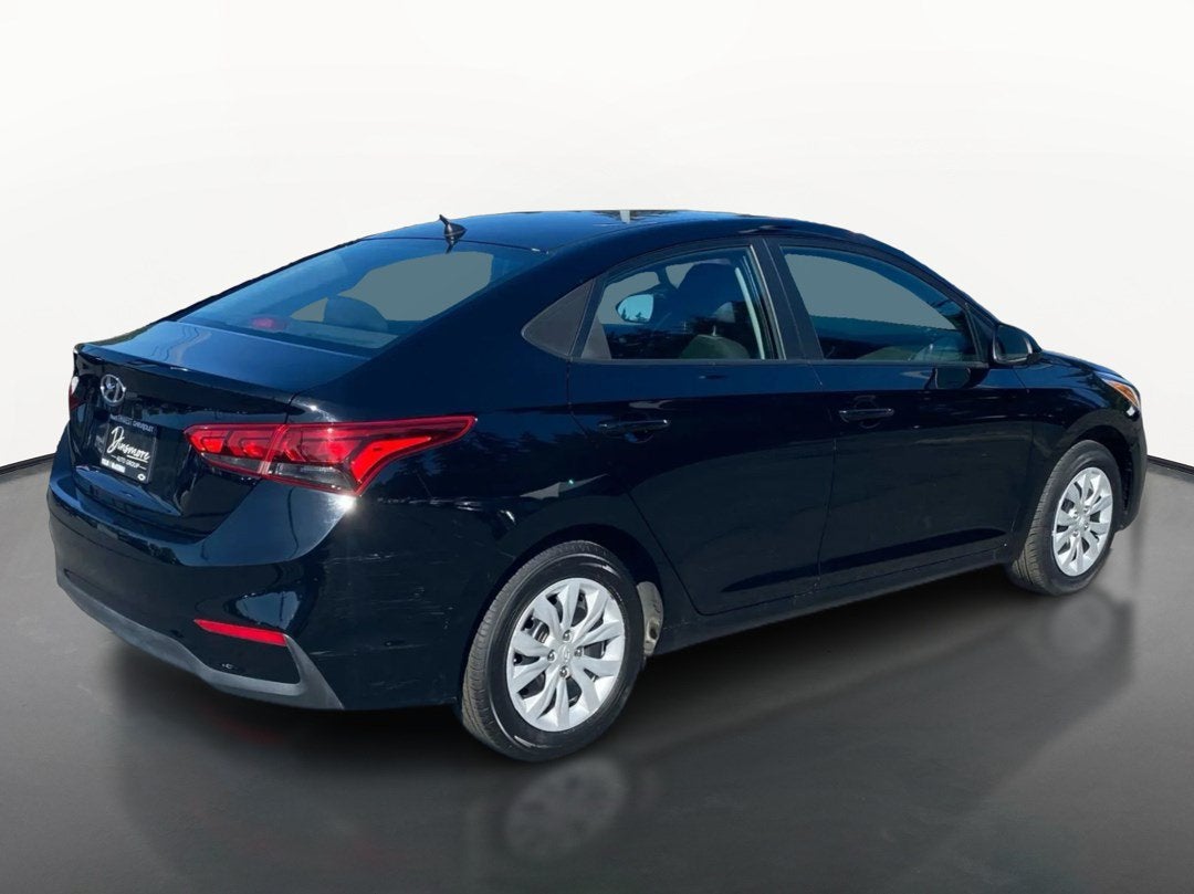 2022 Hyundai Accent SE