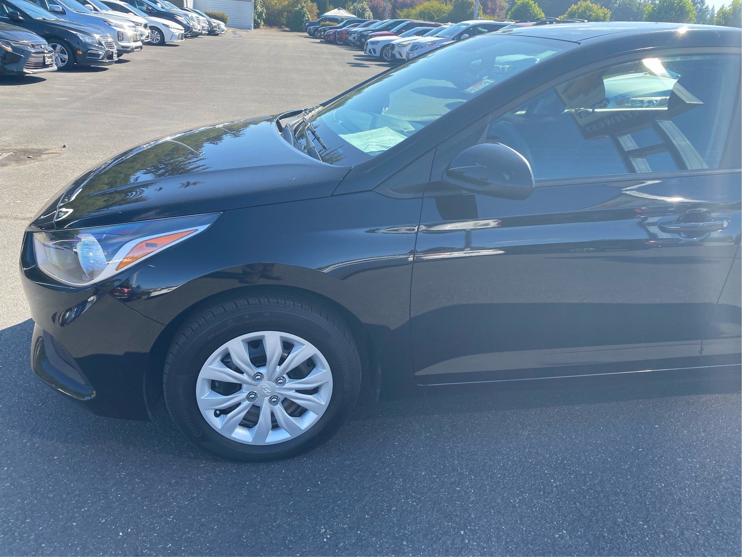 2022 Hyundai Accent SE