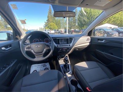 2022 Hyundai Accent SE