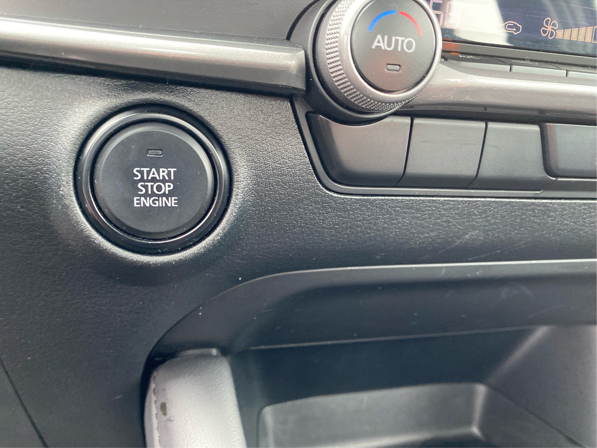 2024 Mazda Mazda3 Sedan 2.5 S Select Sport