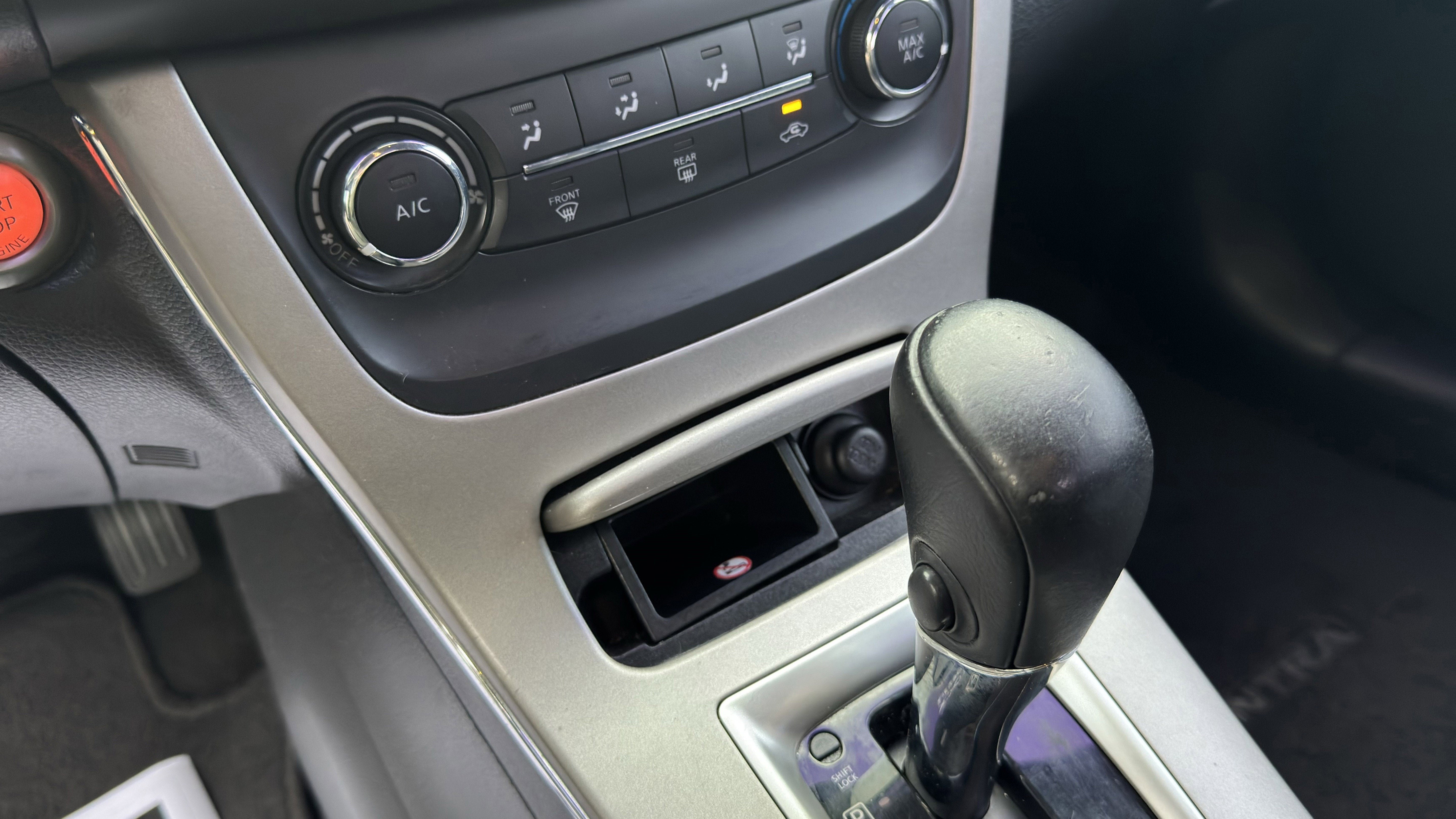 2015 Nissan Sentra SV