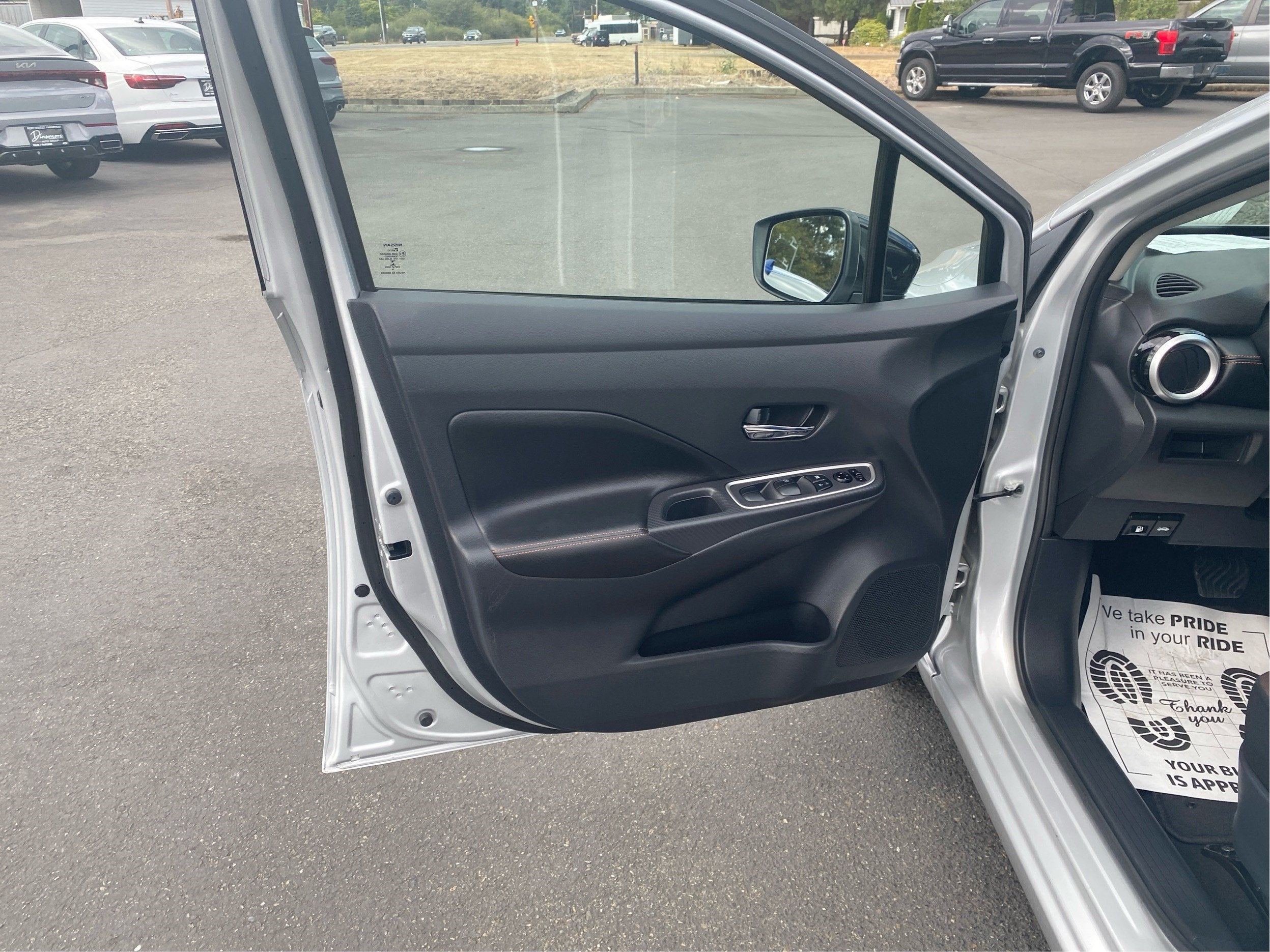 2020 Nissan Versa SR Xtronic CVT