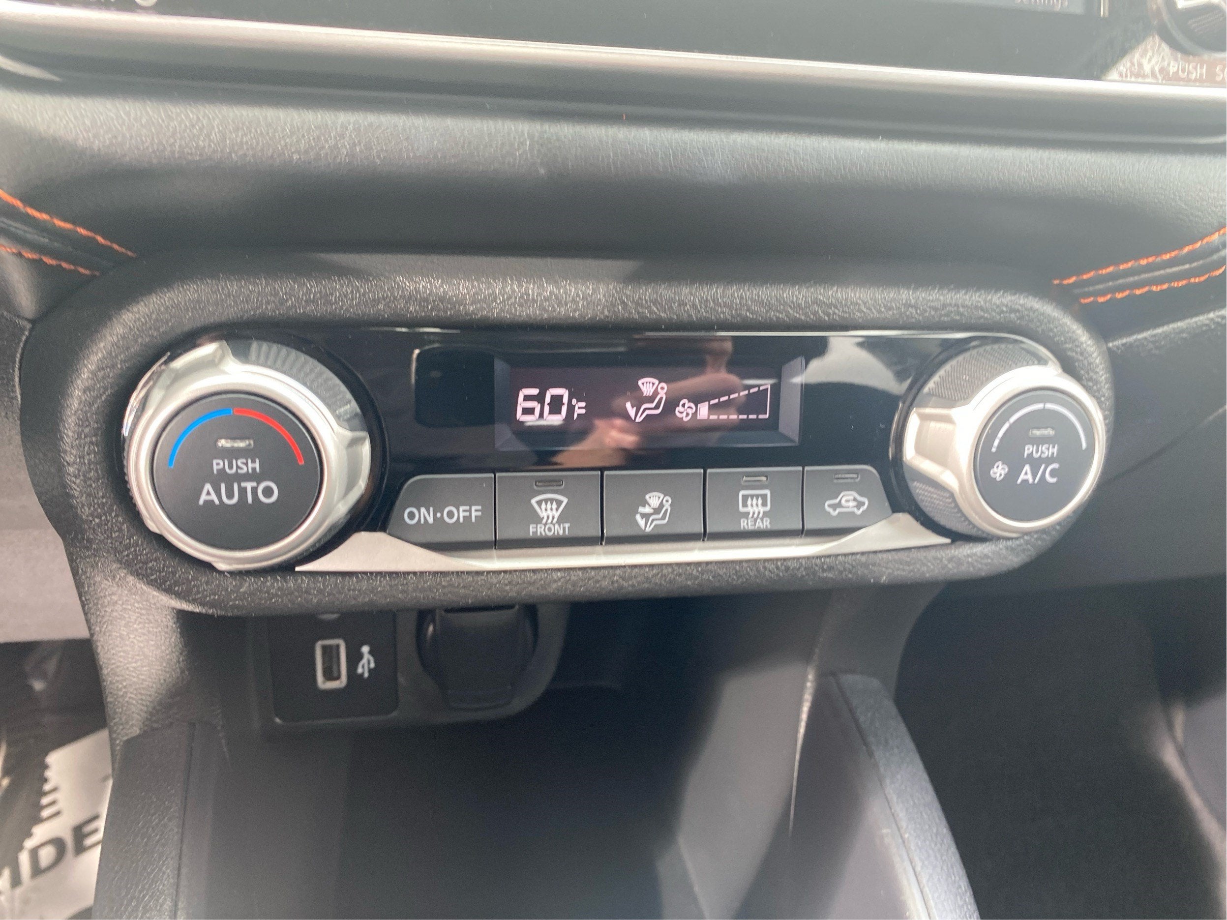 2020 Nissan Versa SR Xtronic CVT