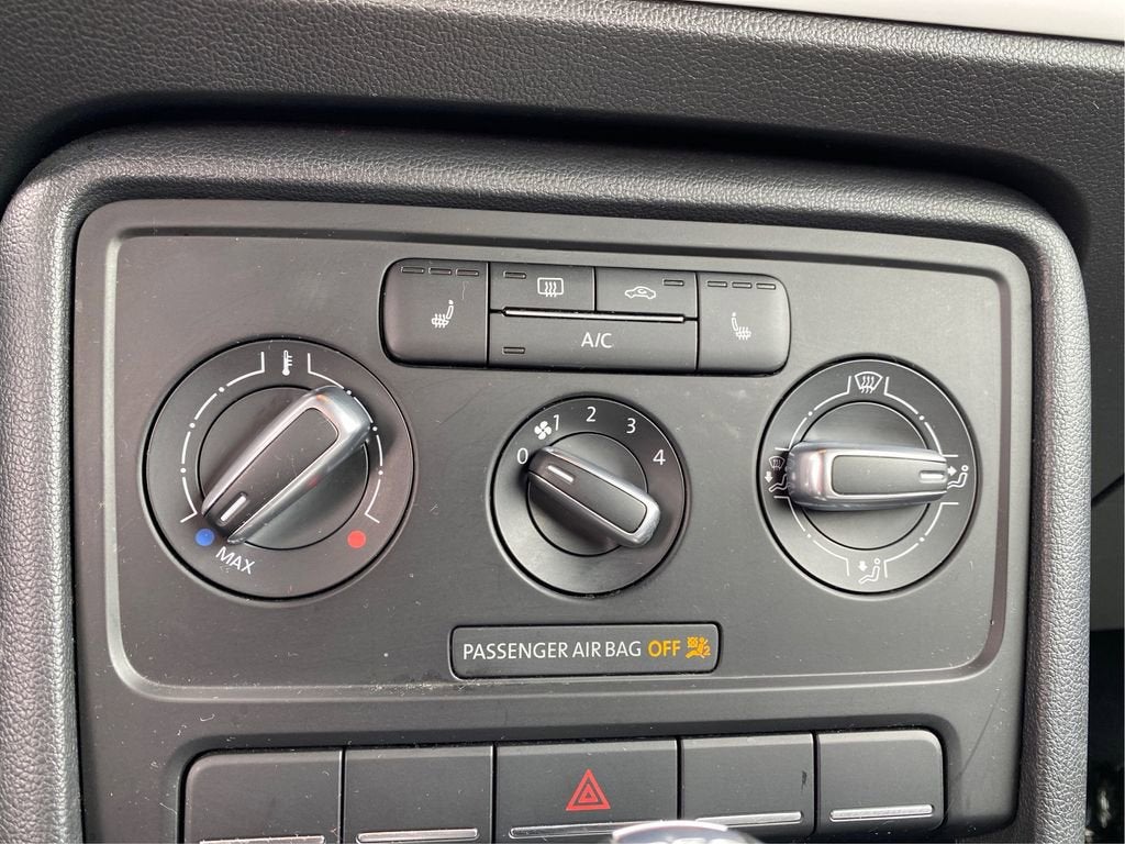 2015 Volkswagen Beetle Convertible 2.0L TDI