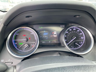 2020 Toyota Camry Hybrid XLE
