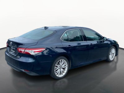 2020 Toyota Camry Hybrid XLE
