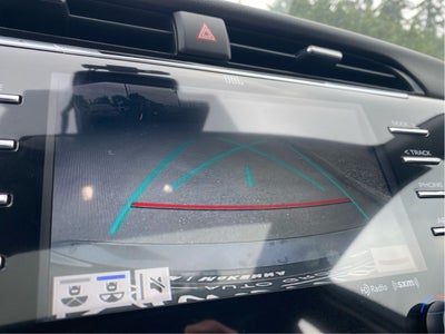 2020 Toyota Camry Hybrid XLE
