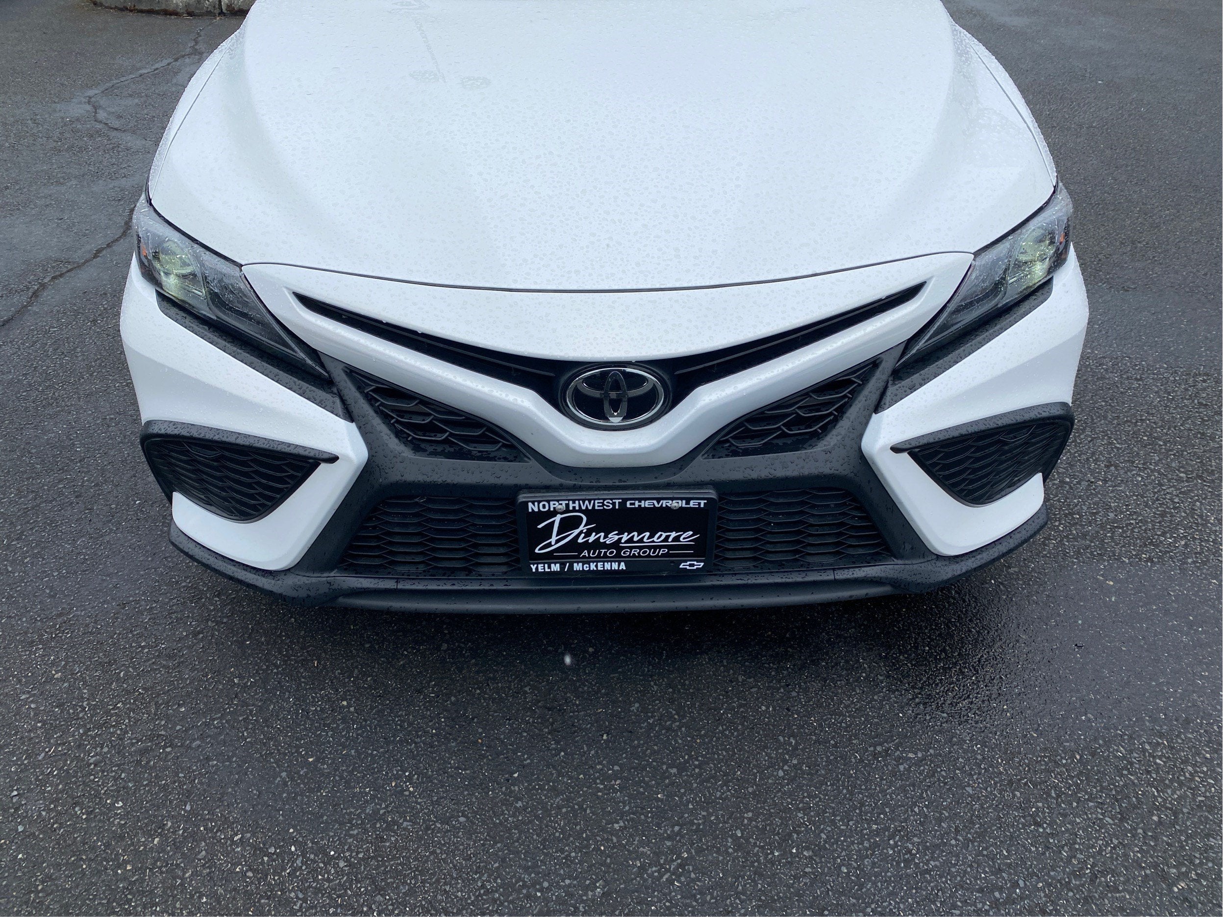 2024 Toyota Camry SE