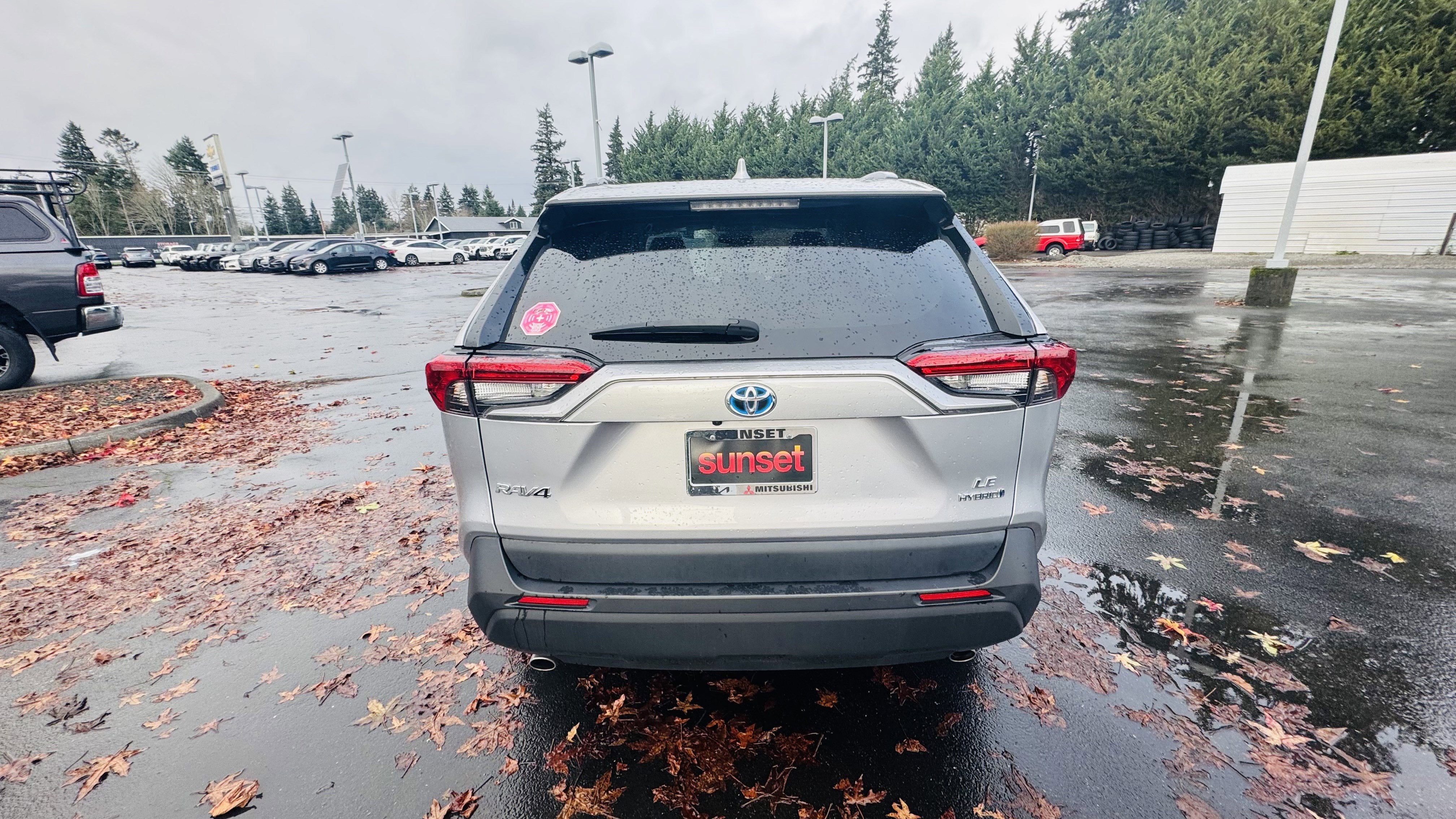 2023 Toyota RAV4 Hybrid LE