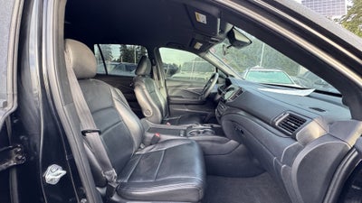 2022 Honda Pilot AWD Sport