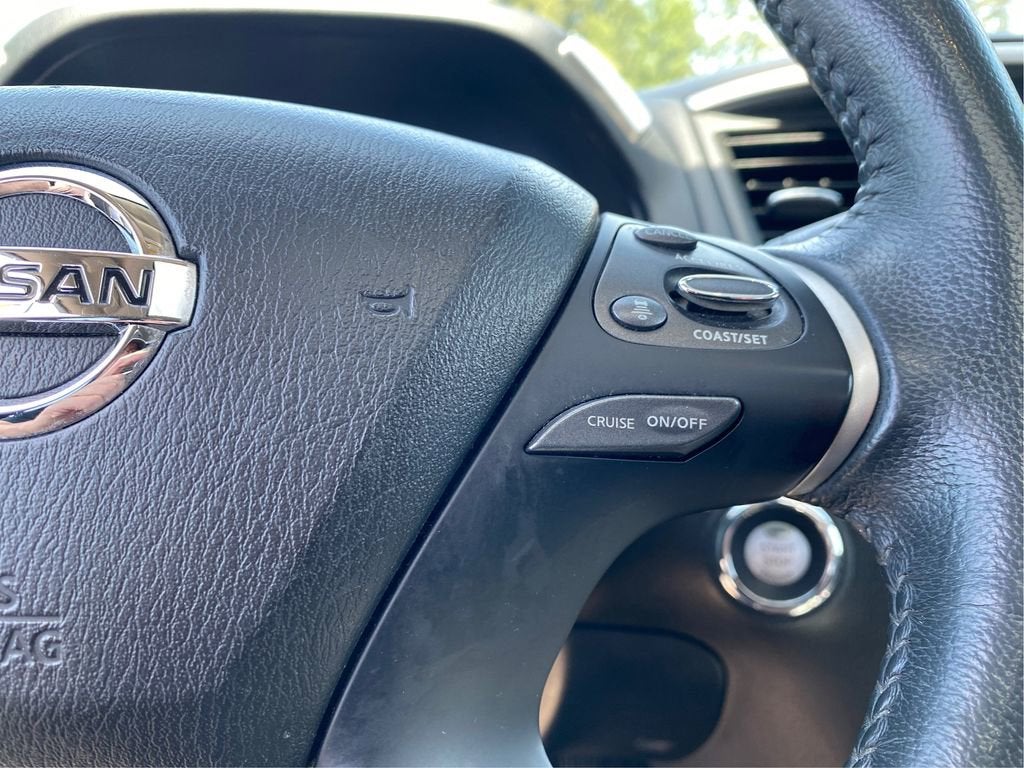 2018 Nissan Pathfinder S