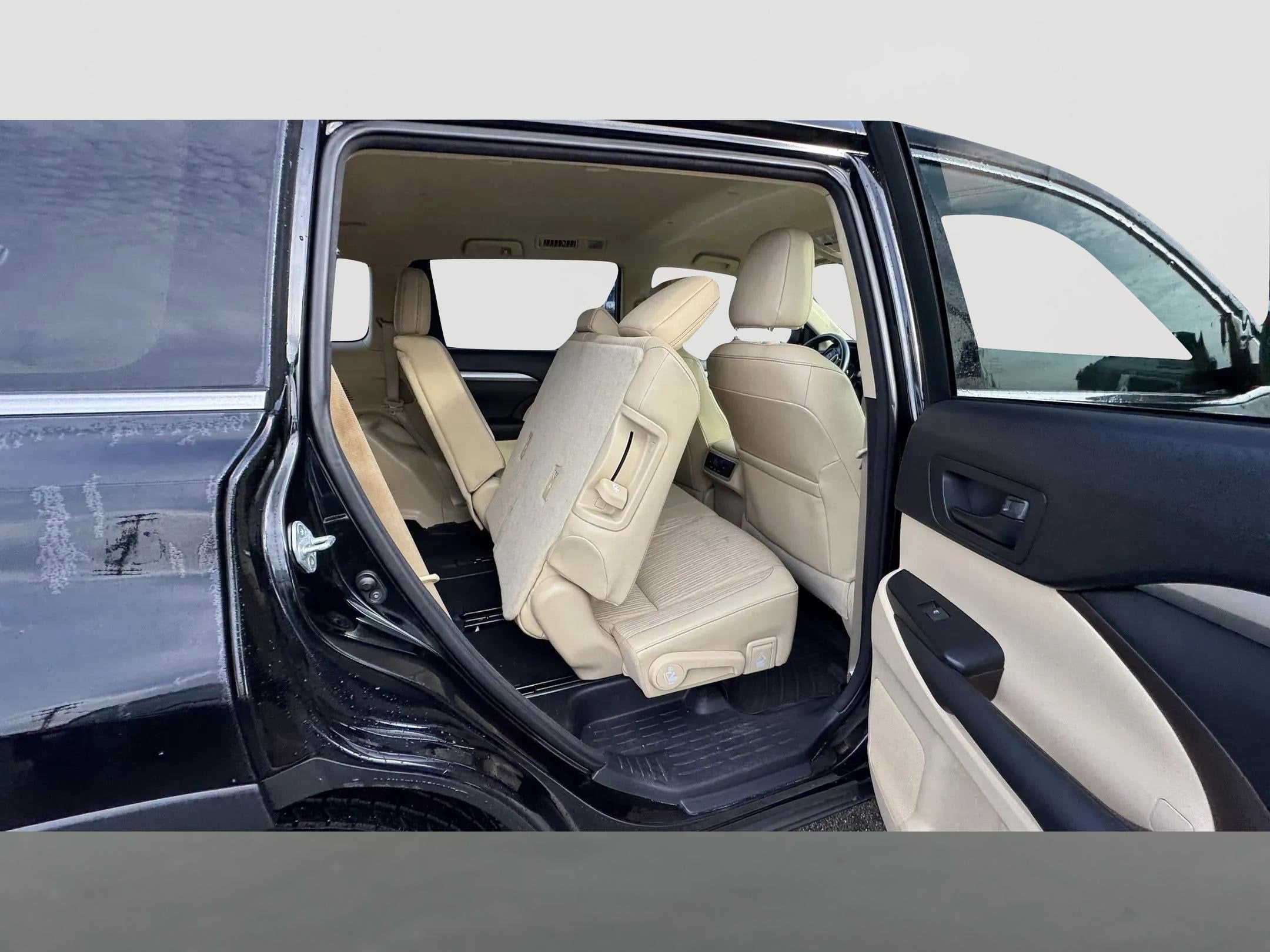 2015 Toyota Highlander LE