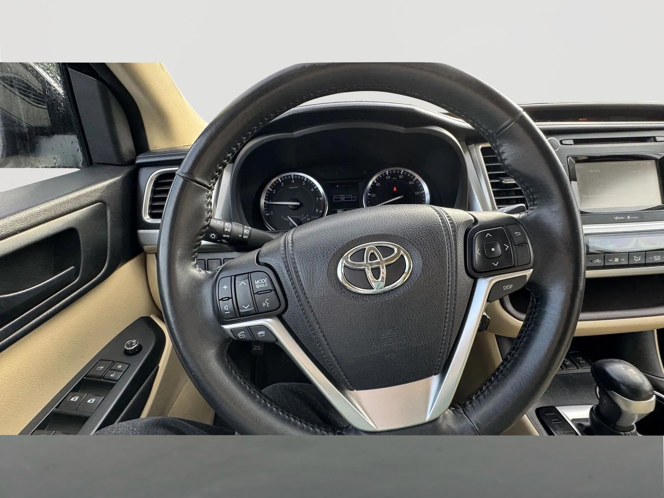 2015 Toyota Highlander LE