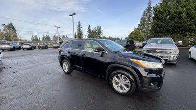 2015 Toyota Highlander LE