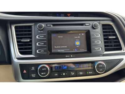 2015 Toyota Highlander LE