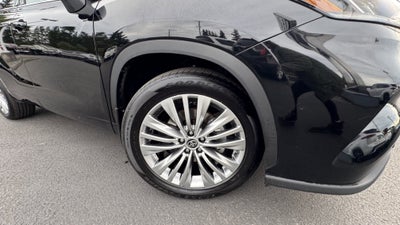 2022 Toyota Highlander Platinum
