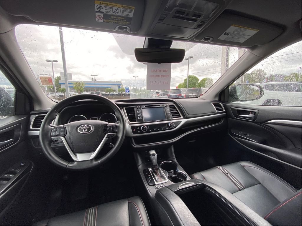 2019 Toyota Highlander SE