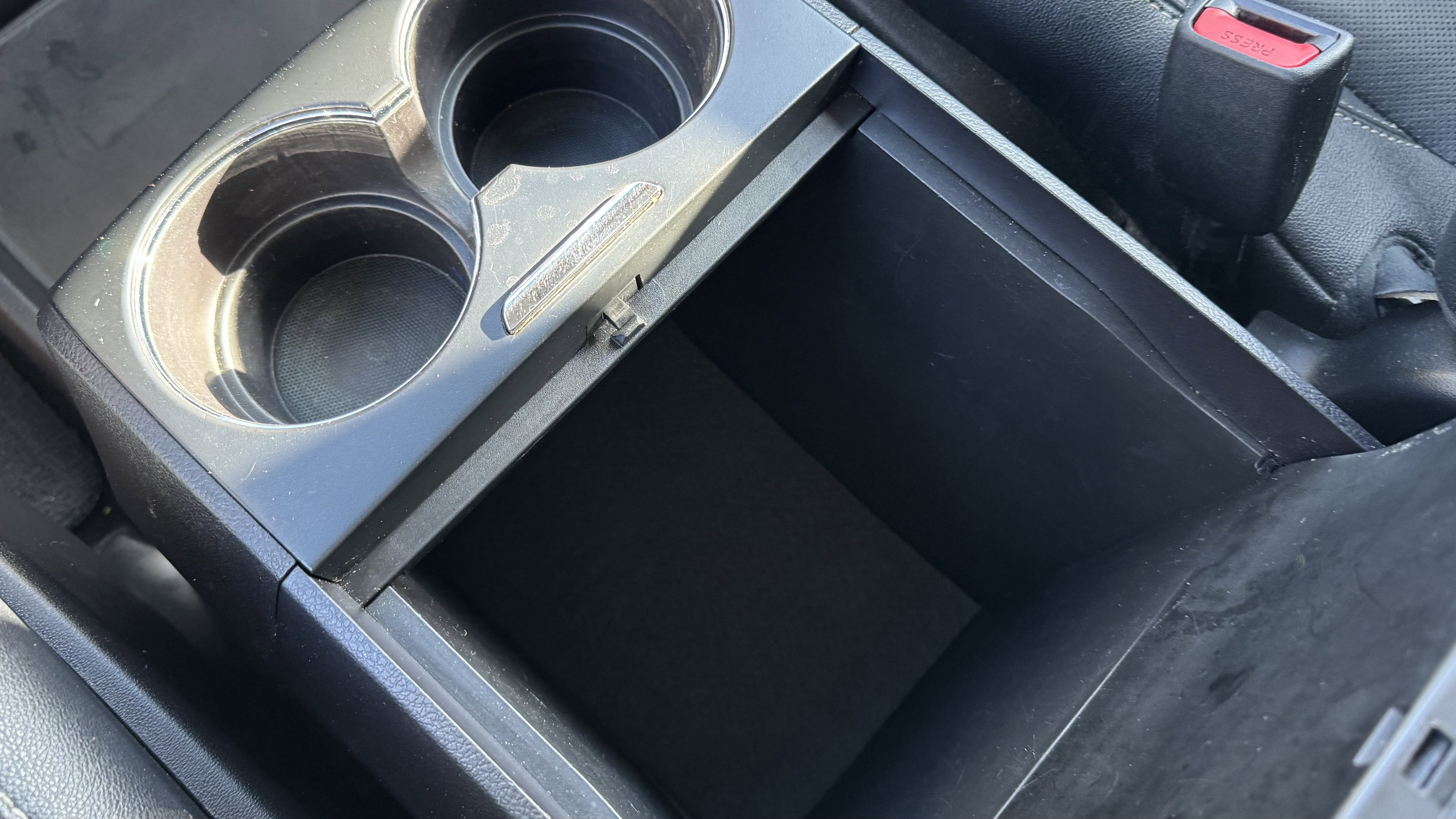 2015 Toyota Sienna SE 8 Passenger