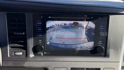 2015 Toyota Sienna SE 8 Passenger