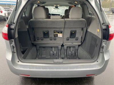 2020 Toyota Sienna L