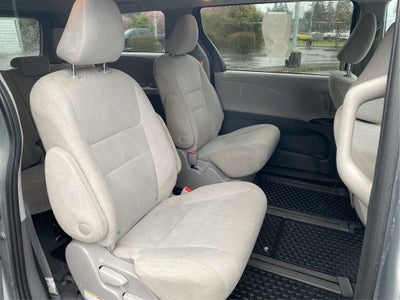 2020 Toyota Sienna L