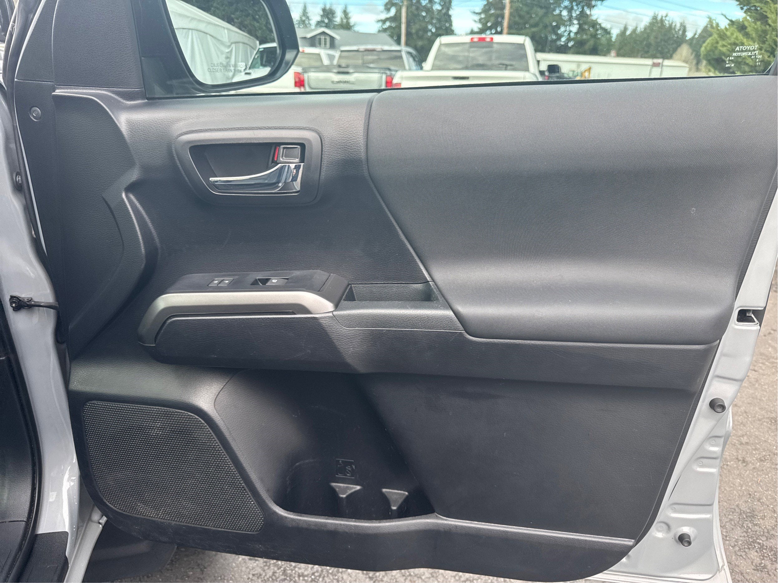 2021 Toyota Tacoma 4WD SR