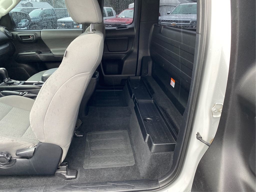 2017 Toyota Tacoma SR