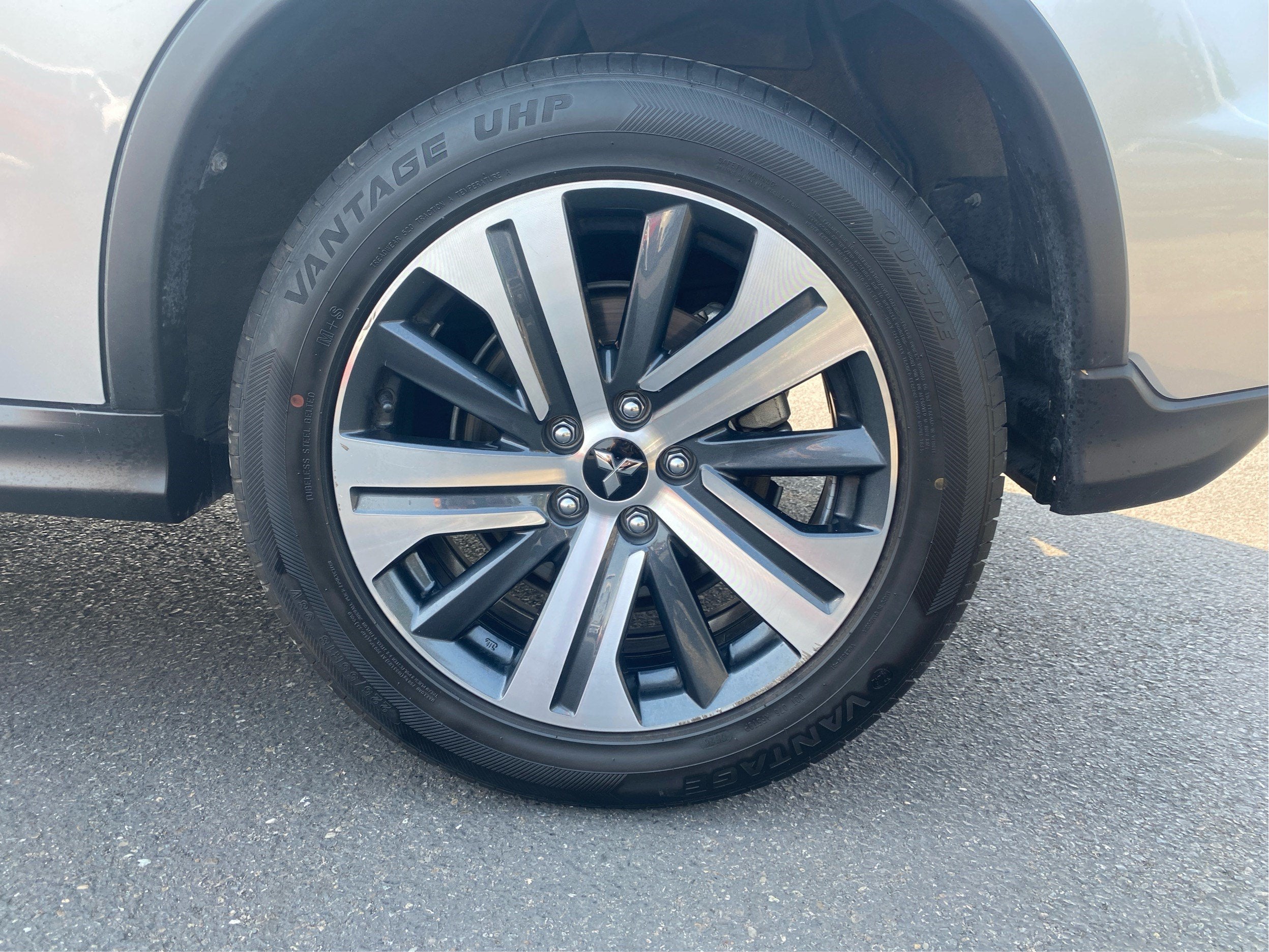 2024 Mitsubishi Outlander Sport S