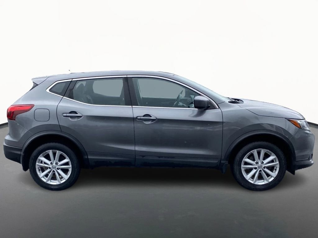 2017 Nissan Rogue Sport S